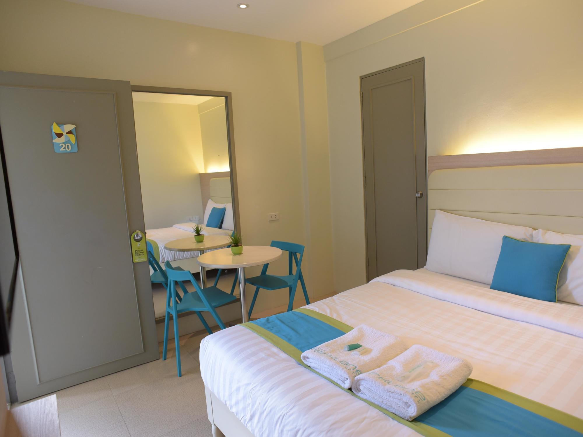 Laoag Parklane Hotel Экстерьер фото