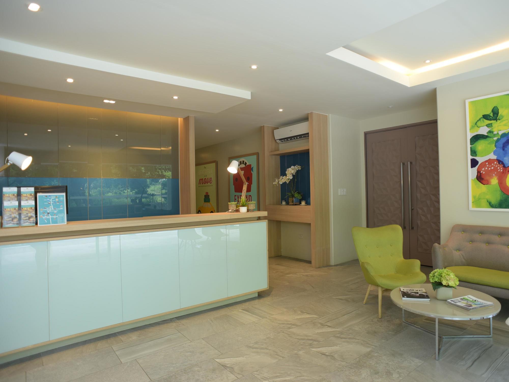 Laoag Parklane Hotel Экстерьер фото